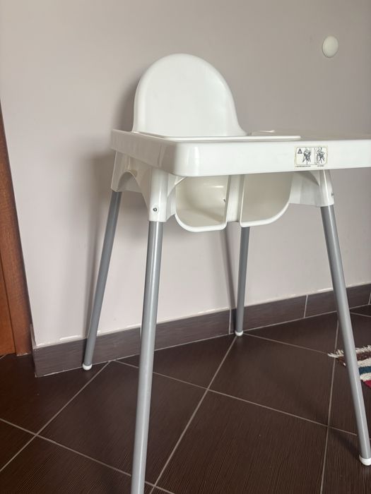 Scaun inalt Ikea cu perna protectie la spate