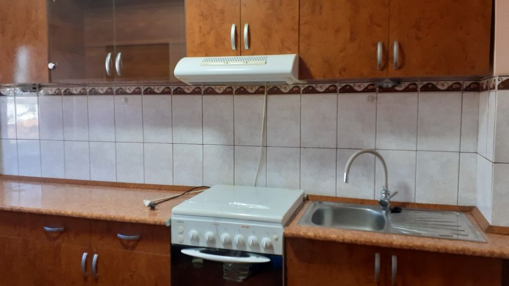 Mobilă de bucătărie cu electrocasnice