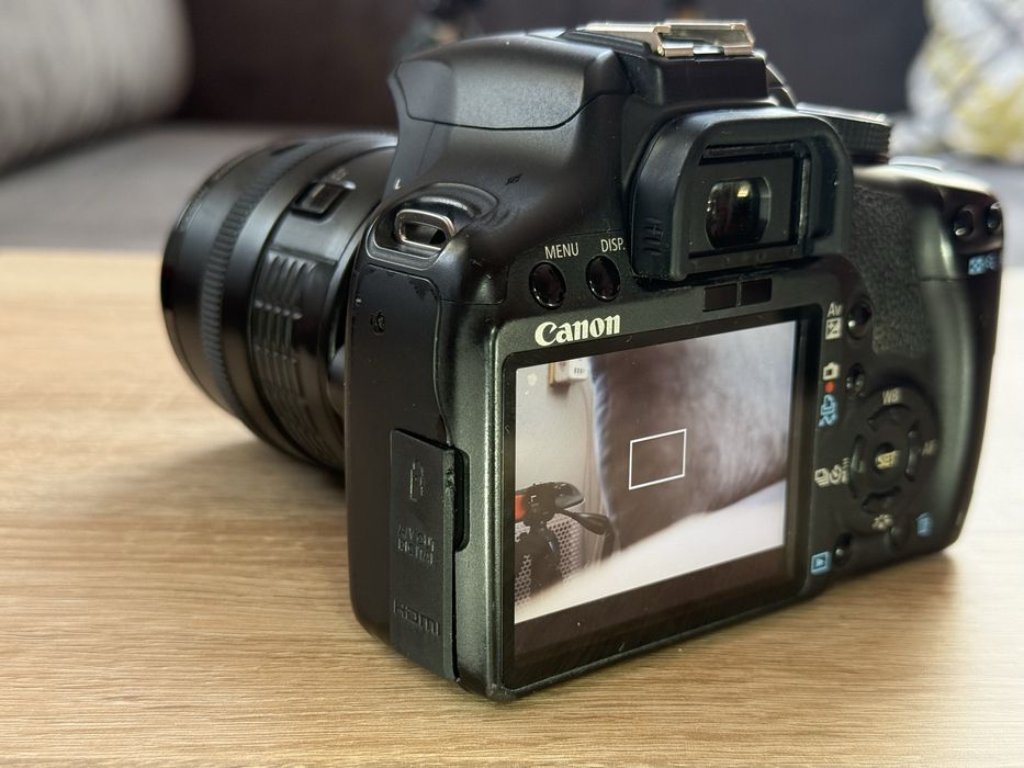 Canon EOS 500D с 2 обектива и аксесоари