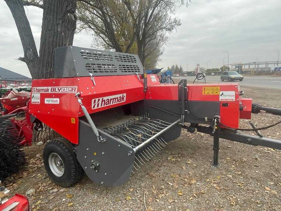 Пресс-подборщик тюковый Турция Harmak Төртбұрышты пресс