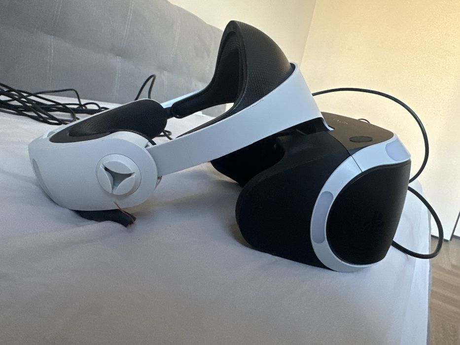 PlayStation VR первого поколения