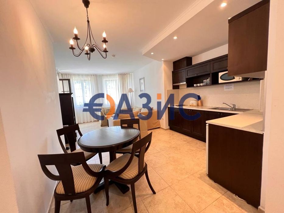 Продава се Тристаен апартамент в Обзор - 126 кв.м за 508 €/кв.м - Снимка #2