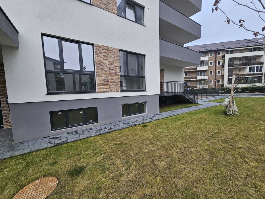 Spatiu comercial premium, fara comision zona Eroilor,  Florești