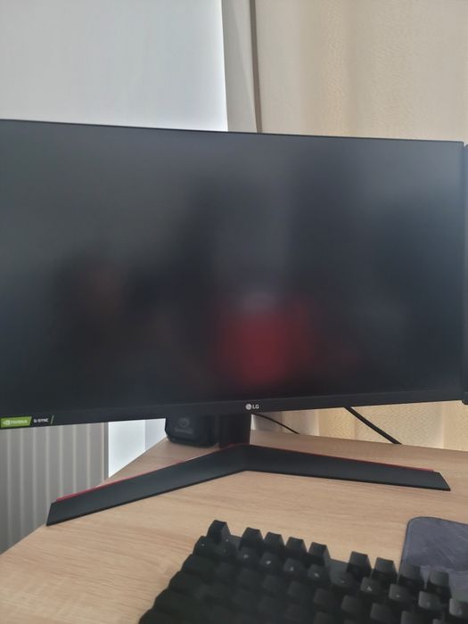 Monitor IPS LG Ultragear 27" Full HD 1ms 144hz