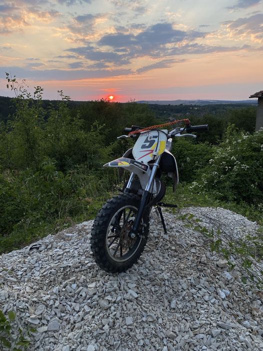 Детски кросов мотор