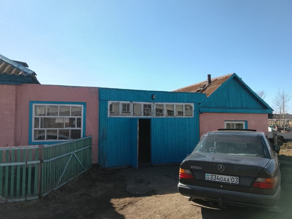 Продам дом в селе Зеренда