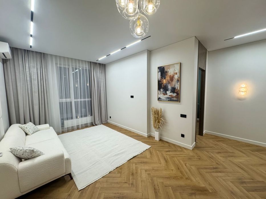 Натяжные потолки в Астане