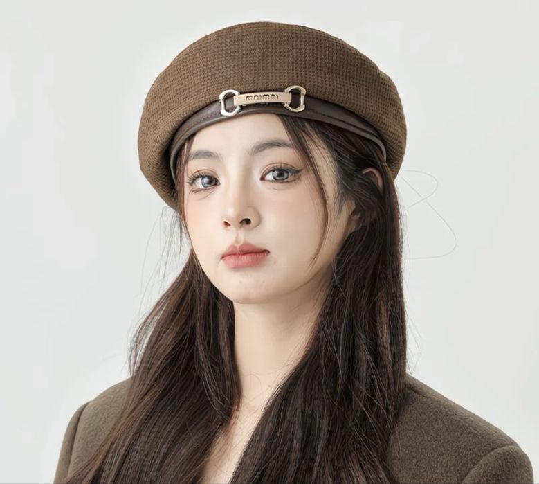 Беретка 1000 тг новый