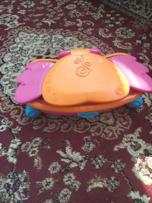 Продаю игрушки для девочек.Разные,,не дорого