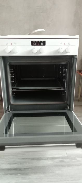 Продам электроплиту не дорого.