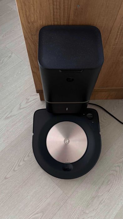 Asiporator Robot Roomba S9 Plus + Clean Base