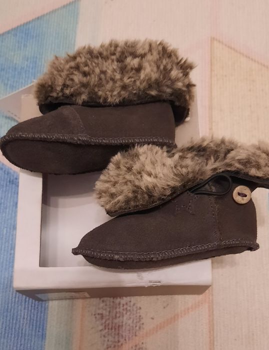 Ghetute din piele,  Zara Mini, masura 15,16