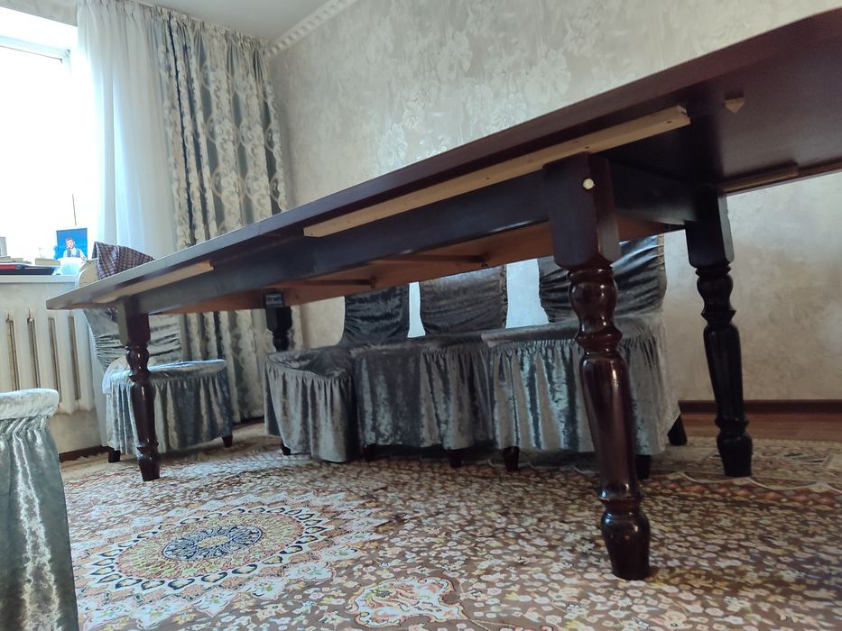 Продам стол для 12 человек