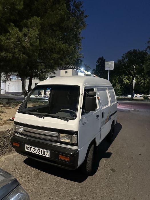 Daewoo Damaz van