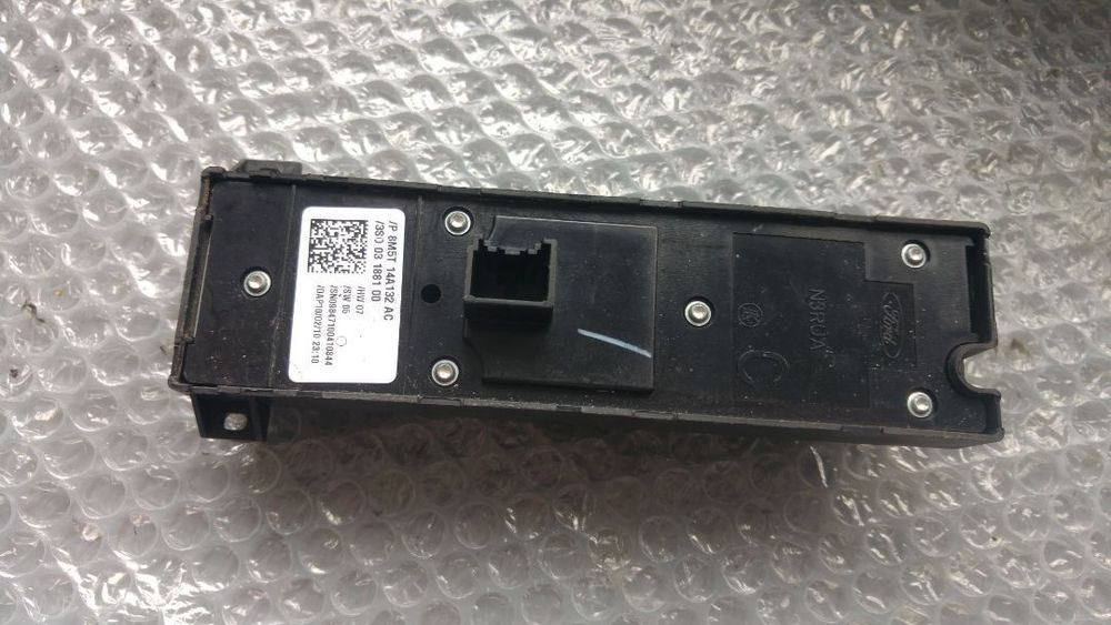 butoane comanda geamuri stanga fata  ford focus 2 facelift 8m5t14a132ac
