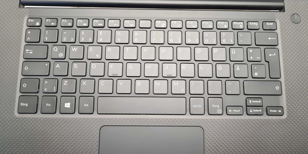 Dell Precision 5540 i7 9850H/16GB/512SSD/ T1000-4GB/4K OLED/Подсветка