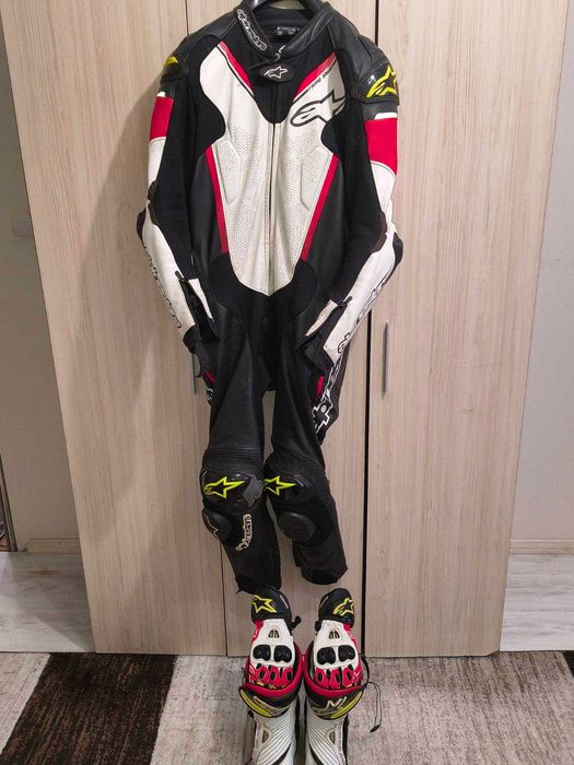 Екип ботуши и ръкавици Alpinestars