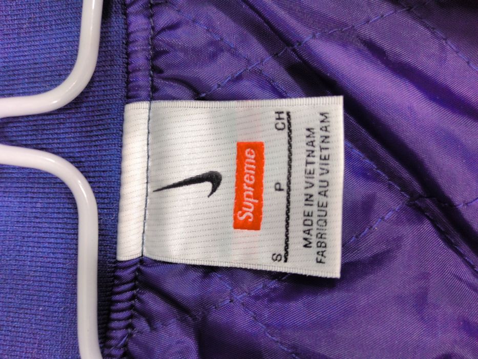 Продам ветровку nike