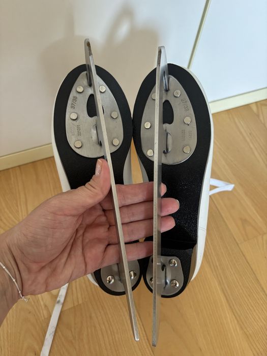 Patine gheata Decathon marimea 38