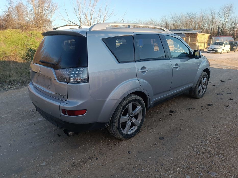 Митсубиши Аутлендър / Mitsubishi Outlander - на части