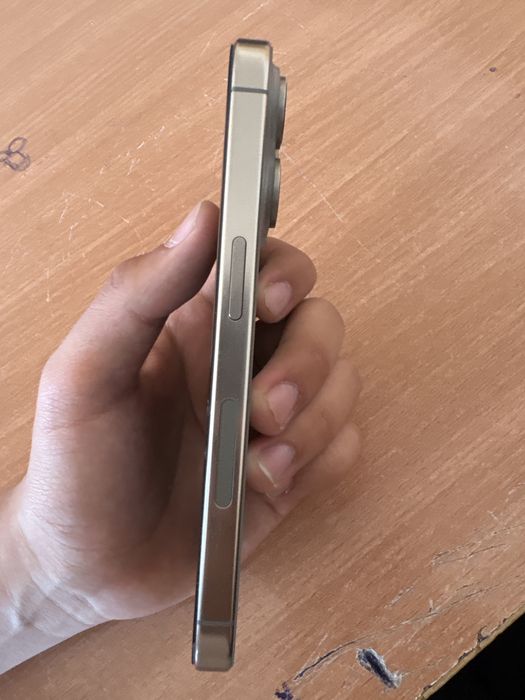 телефон ihone 15 pro