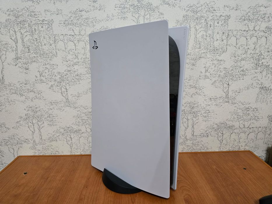 Продам PlayStation 5