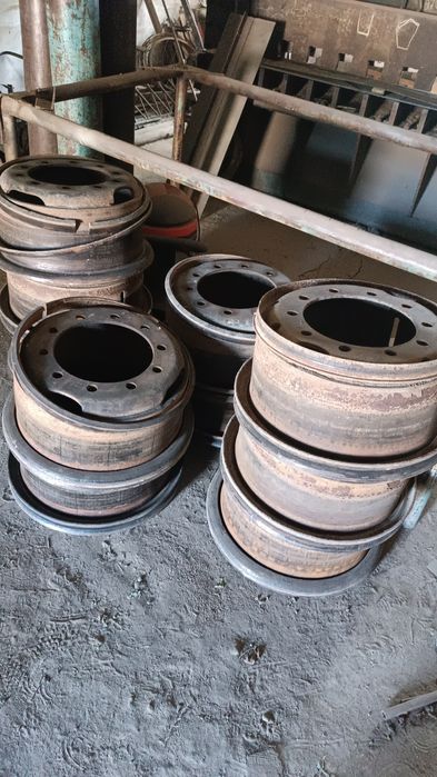 Продам диски на КамАЗ 53205