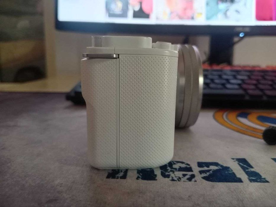SONY ZV-E10 — профессионал контент учун топ камера