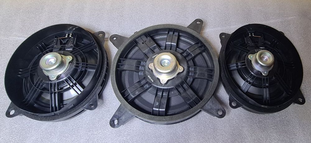 Продам динамики в машину