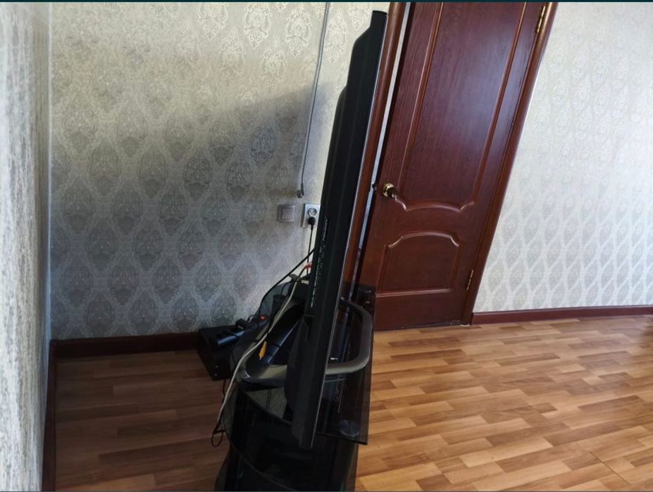 Телевизор LG 60* (152см)