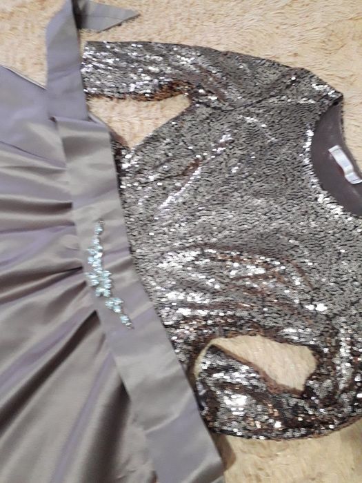 Продам  платье отличное