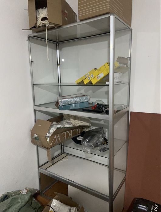 Ветрины, Шкаф стеклянный