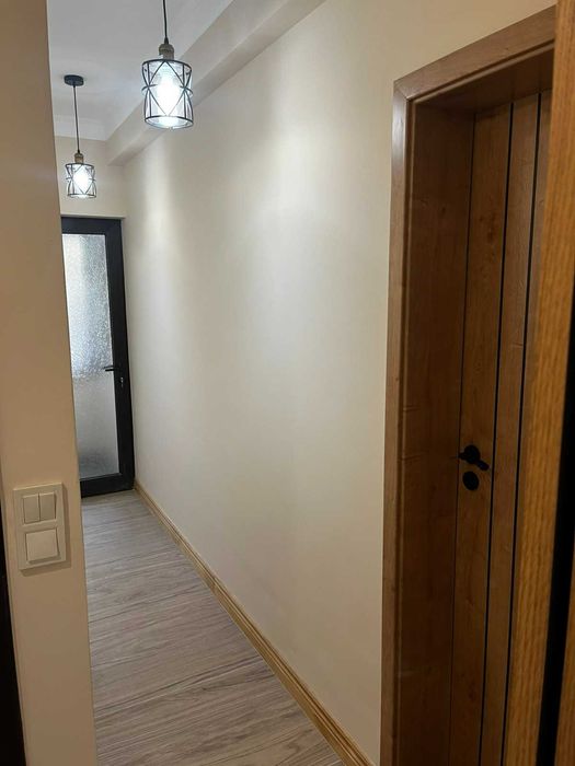Дава се под наем Тристаен апартамент в София, Център - 100 кв.м за 1600 € - Снимка #6