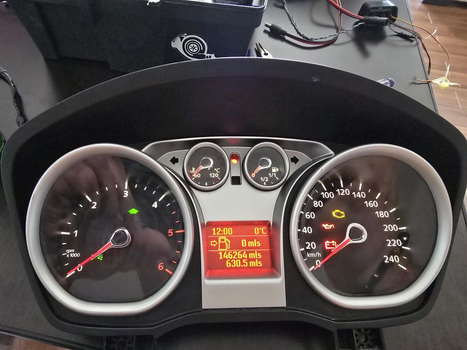 Vand / repar ceasuri FORD focus 2 , focus 3 kuga mondeo c max galaxy s max fiesta. Diagnoza detaliata