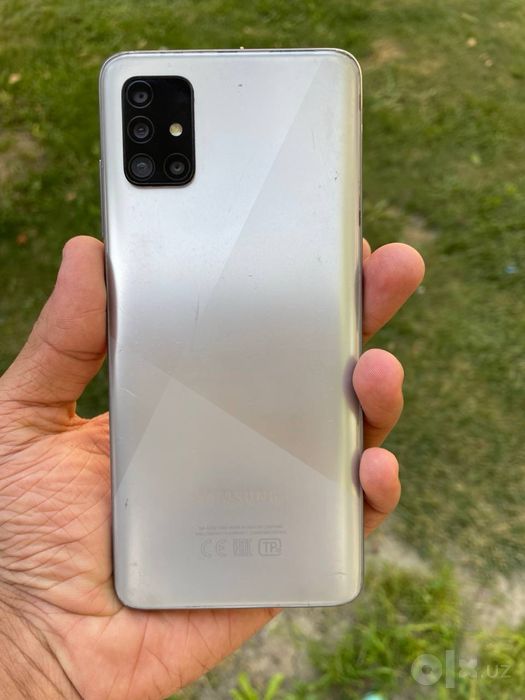 Samsung a51 telefoni sotiladi