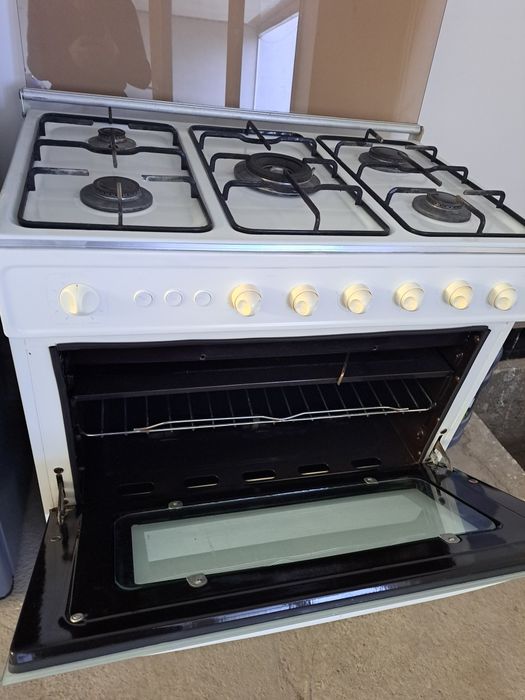 5 талик газ плита сотилади хама нарсаси ишлайди духофкаси зур