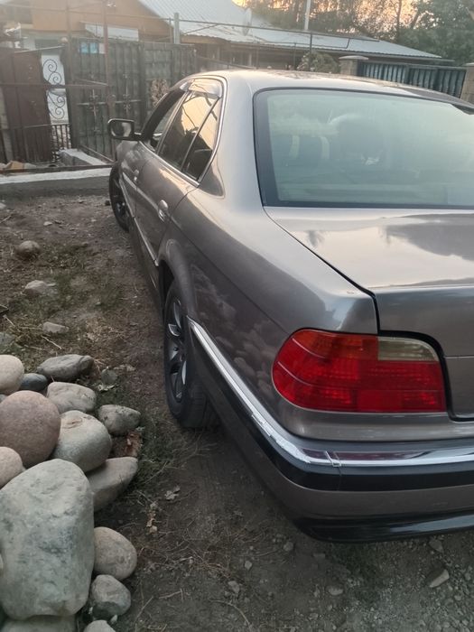 Продам БМВ е38 автомат