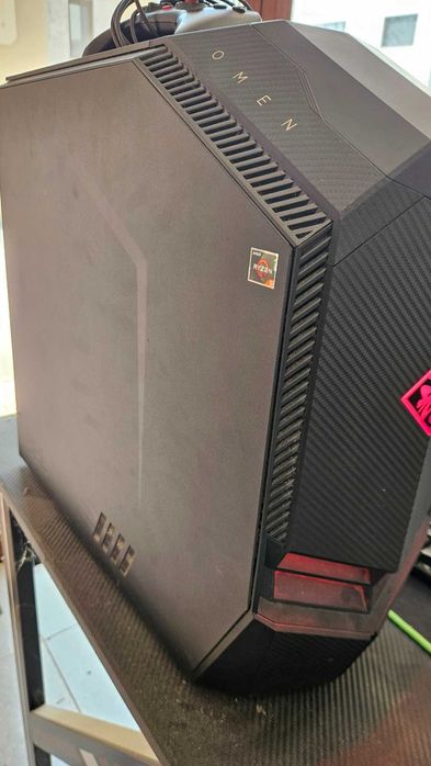 Настолен компютър HP OMEN