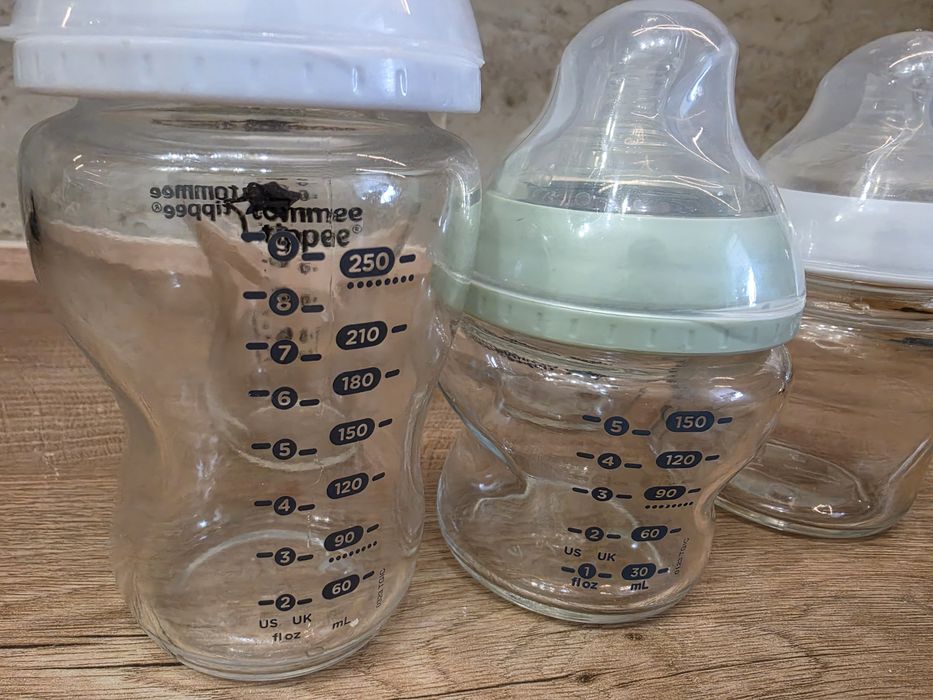 Biberoane tomme tippee sticla