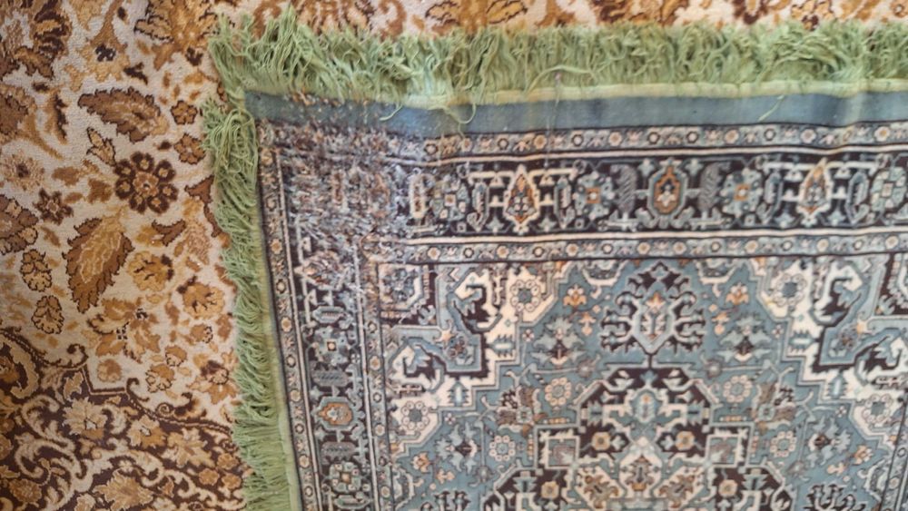 Елегантен дизайнерски килим 166x133 см – класически орнамент в модерна интерпретация