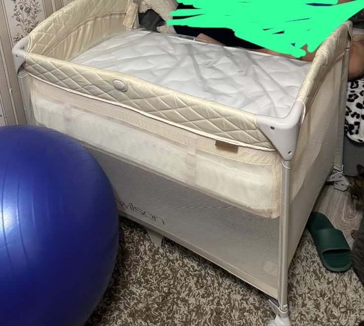 Детская кровать приставная с матрасом