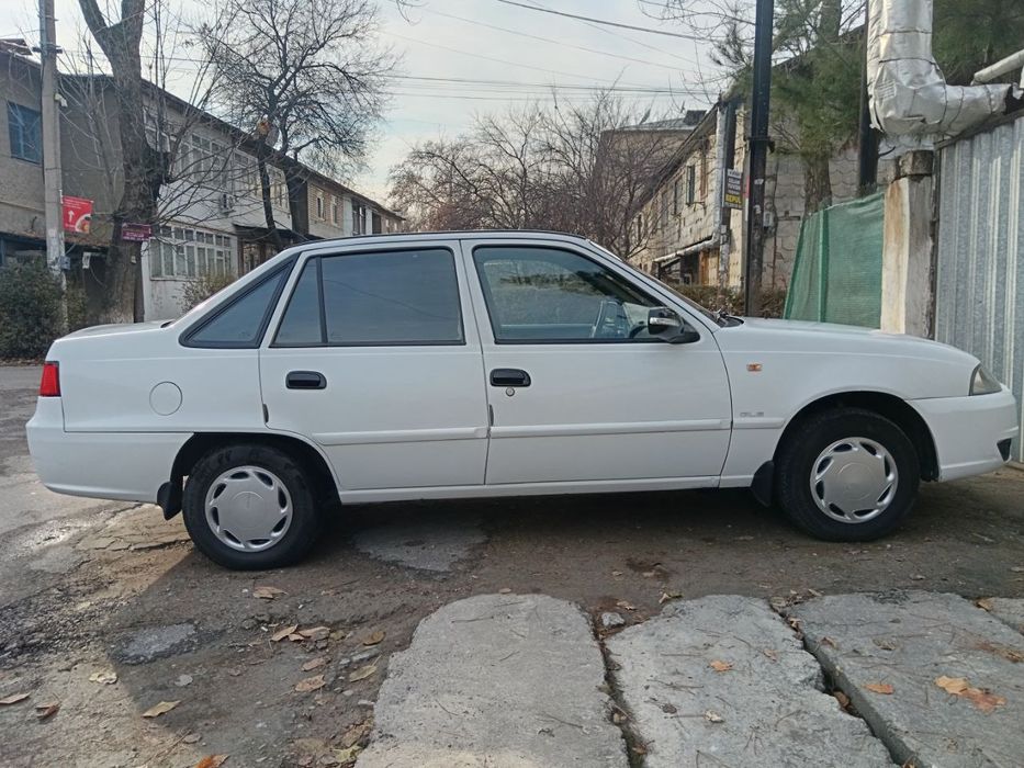 Nexia 2 gibrit 2009 yil prabeg 400min kraska kapot krilo yana ozila