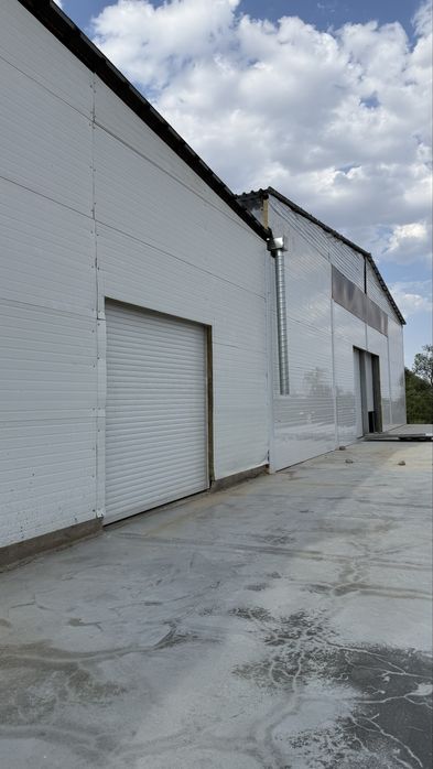 Ангарные секционные ворота Алматы