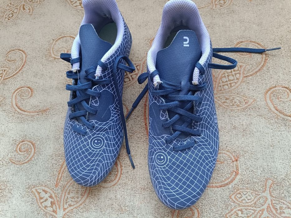 Детски бутонки KIPSTA