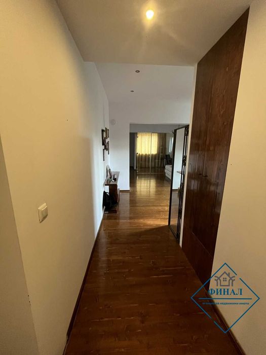 Продава се Тристаен апартамент в Шумен, Добруджански - 120 кв.м за 1492 €/кв.м - Снимка #5