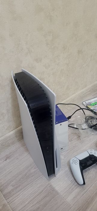 Продам Playstation 5