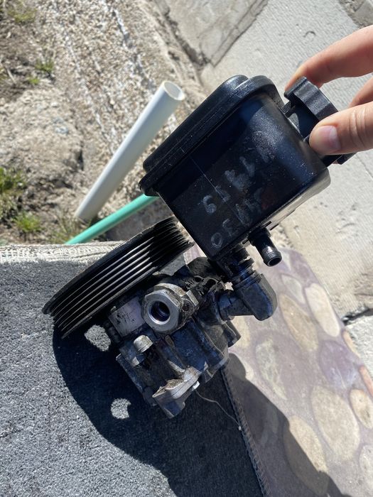 Гур насос для М113 мотора мерседес