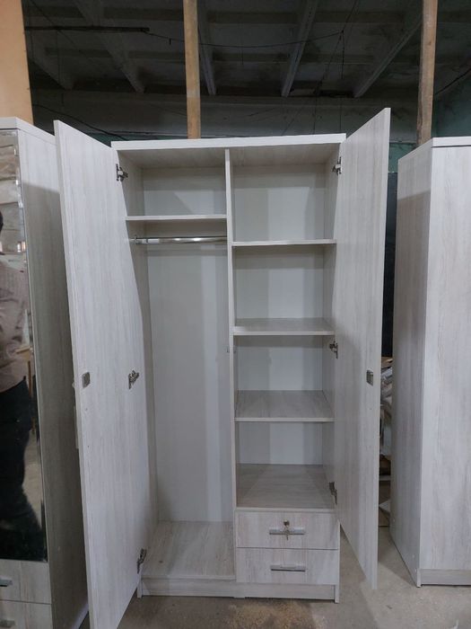 Juda yaxshi narxda shkaf