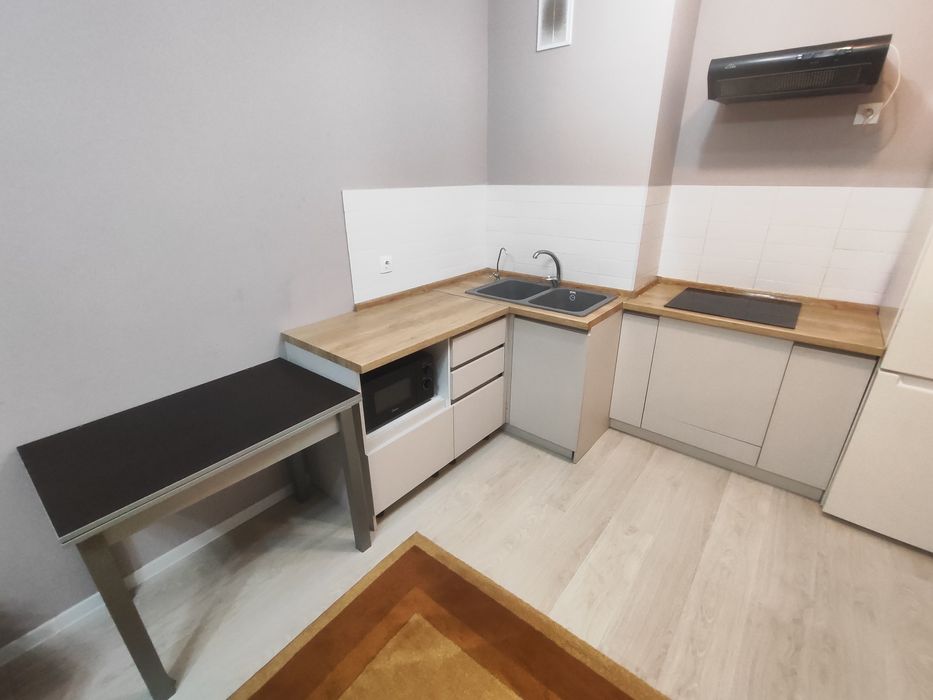 Продам кухонную мебель