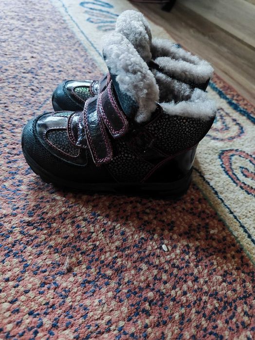 Детские сапоги 24 р